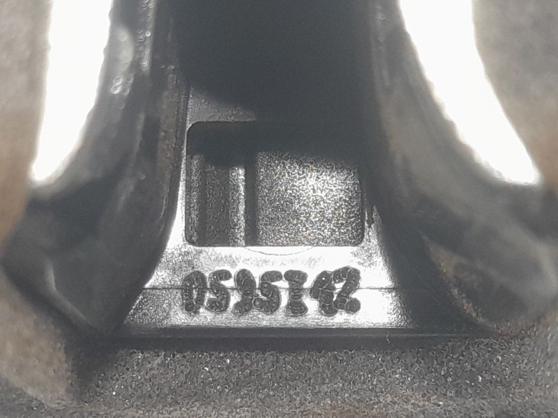 Recambio de cerradura puerta trasera derecha para dacia sandero iii 1.0 tce 90 eco-g referencia OEM IAM 825020994RB C2A010325 