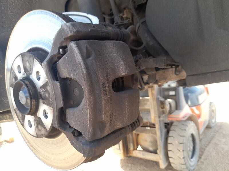 Recambio de pinza freno delantera derecha para bmw 2 active tourer (f45) 218 i referencia OEM IAM 34116860266 TRW 