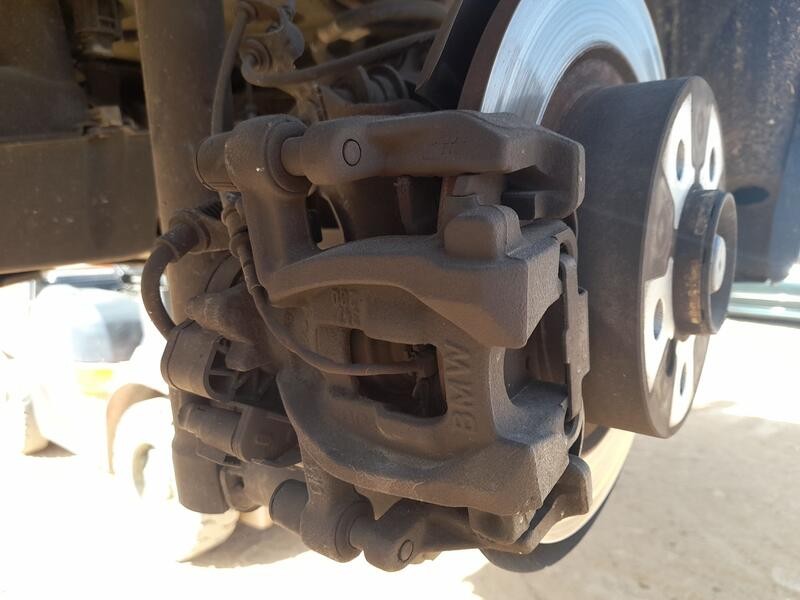 Recambio de pinza freno trasera derecha para bmw 2 active tourer (f45) 218 i referencia OEM IAM 34216757250  