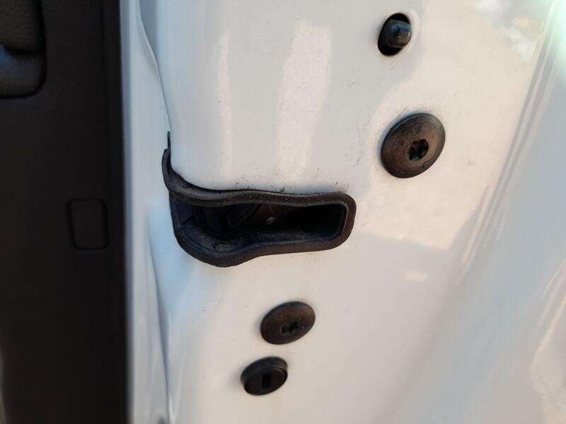 Recambio de cerradura puerta delantera derecha para citroën ds5 2.0 hdi 165 referencia OEM IAM 9686919180  