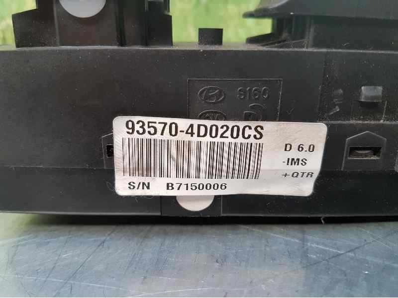 Recambio de mando elevalunas delantero izquierdo para kia carnival 2.9 crdi vgt ex i referencia OEM IAM 935704D020CS  