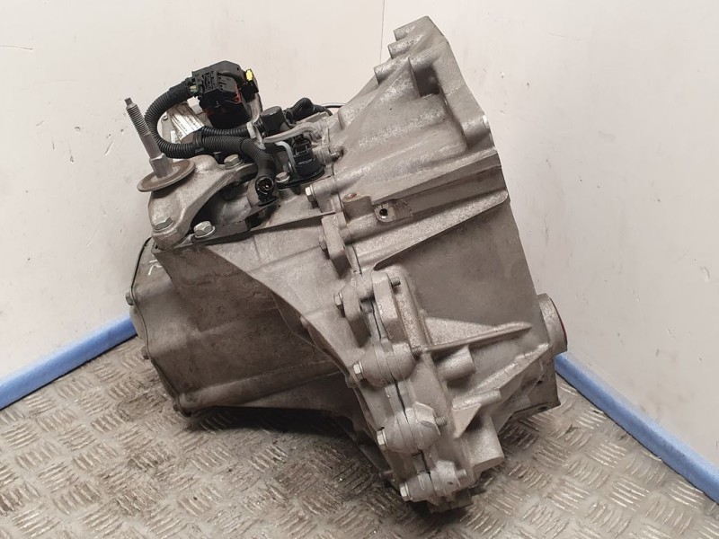 Recambio de caja cambios para citroën c4 berlina collection referencia OEM IAM 20DS25  AUTOMATICA