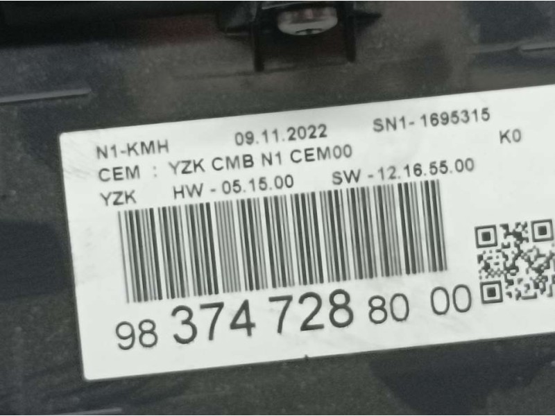 Recambio de cuadro instrumentos para toyota proace furgon referencia OEM IAM 9837472880  
