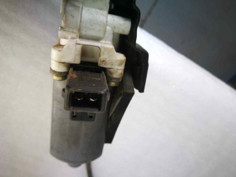 Recambio de elevalunas delantero derecho para land rover freelander (ln) 2.0 di hardback (72kw) referencia OEM IAM LR006371  