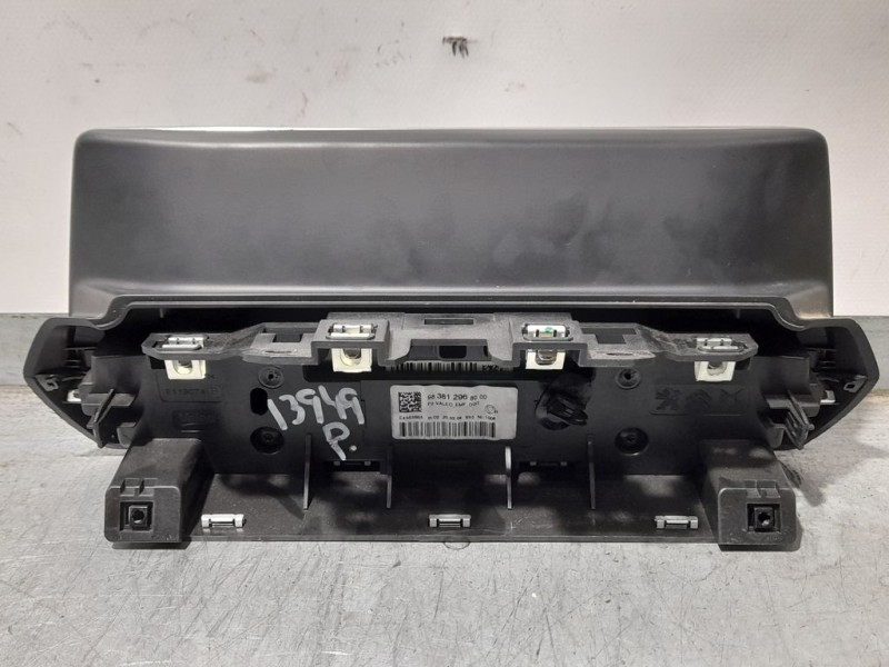 Recambio de sistema navegacion gps para peugeot 208 (p2) active referencia OEM IAM 9838129680 E456356A 