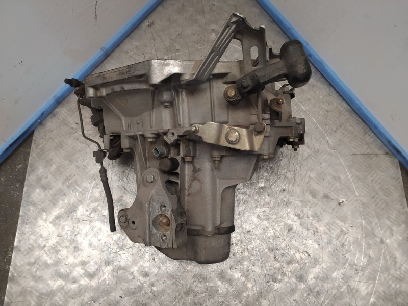 Recambio de caja cambios para citroën c3 1.4 sx plus referencia OEM IAM 20CP15 0000208 5VELOCIDADES