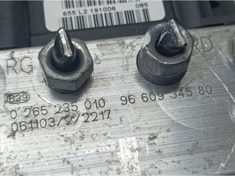 Recambio de abs para citroën c4 grand picasso exclusive referencia OEM IAM 9660934580 0265235010 BOSCH