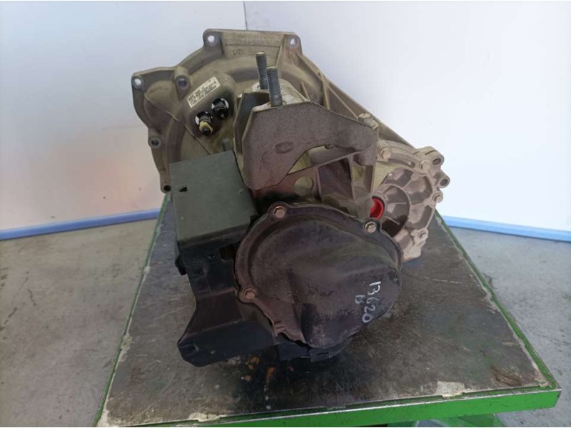 Recambio de caja cambios para ford fiesta (ccn) trend referencia OEM IAM 8A6R7002JG 001784 5VELOCIDADES