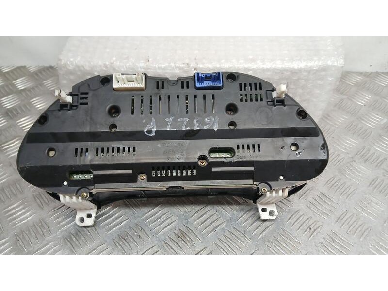 Recambio de cuadro instrumentos para toyota avensis wagon (t25) 2.0 d4-d sol referencia OEM IAM 8380005630H  2574109865