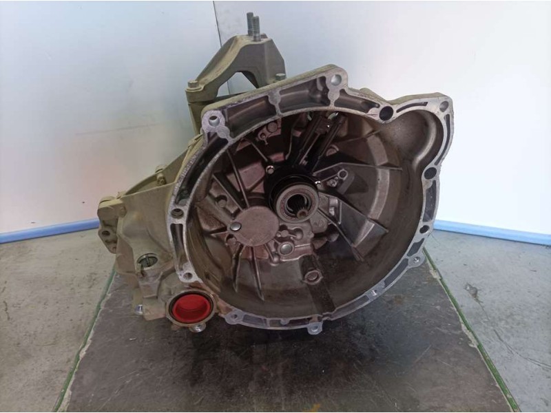 Recambio de caja cambios para ford fiesta (ccn) trend referencia OEM IAM 8A6R7002JG 001784 5VELOCIDADES