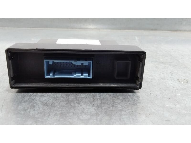 Recambio de modulo electronico para citroën c4 1.2 12v e-thp pure tech referencia OEM IAM 9844264880 e1174509 Valeo