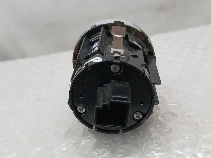 Recambio de boton start/stop para mercedes-benz clase c (w206) c 300 de (206.208) referencia OEM IAM A2239057906  