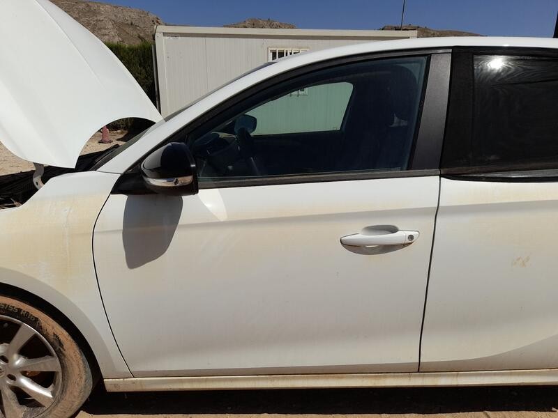 Recambio de puerta delantera izquierda para opel corsa f (p2jo) 1.2 (68) referencia OEM IAM 9837705780  