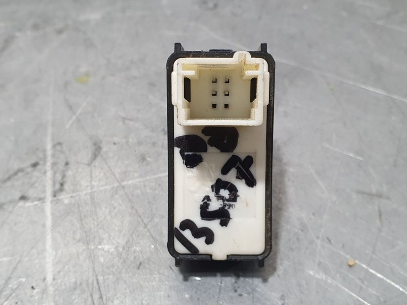 Recambio de mando elevalunas delantero derecho para citroën c4 cactus live referencia OEM IAM 98044803ZD  