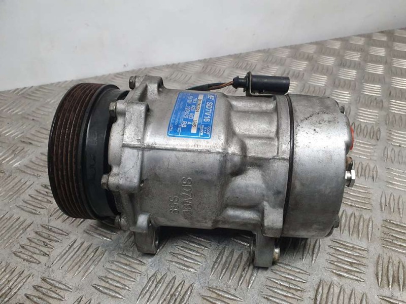 Recambio de compresor aire acondicionado para ford galaxy (vy) ghia referencia OEM IAM 7M3820803A SD7V16 