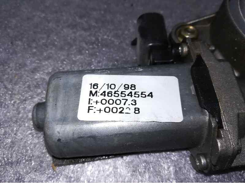 Recambio de elevalunas delantero derecho para fiat brava (182) referencia OEM IAM 46554554 2 PINS 