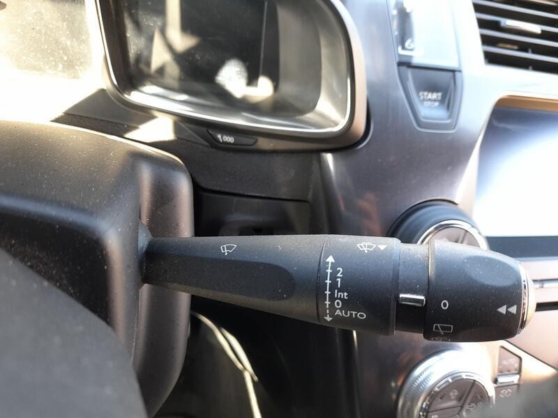 Recambio de mando luces y limpia para citroën ds5 2.0 hdi 165 referencia OEM IAM 98000242ZD  