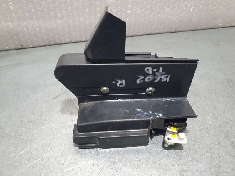 Recambio de cerradura puerta trasera derecha para dacia sandero stepway comfort referencia OEM IAM 825022281R  2 PINES