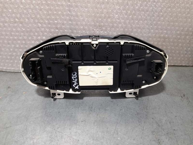 Recambio de cuadro instrumentos para ford fiesta (ccn) trend referencia OEM IAM 2086520  