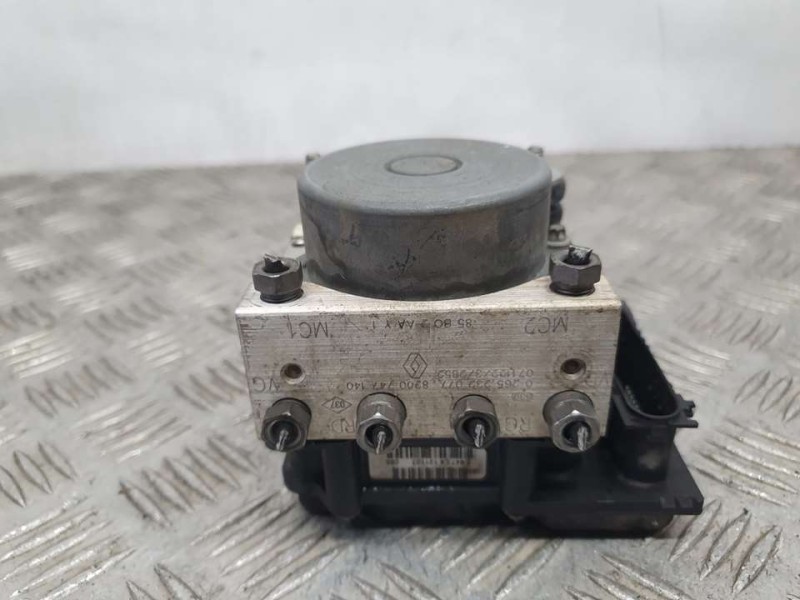 Recambio de abs para renault clio iii authentique referencia OEM IAM 8200747140 0265232077 BOSCH