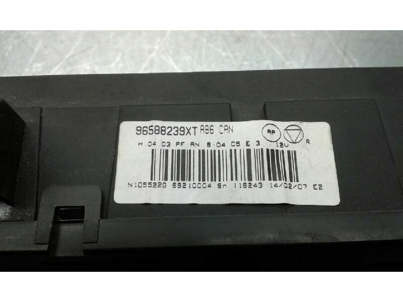 Recambio de mando climatizador para citroën c2 1.4 hdi referencia OEM IAM 96588239XT  VALEO