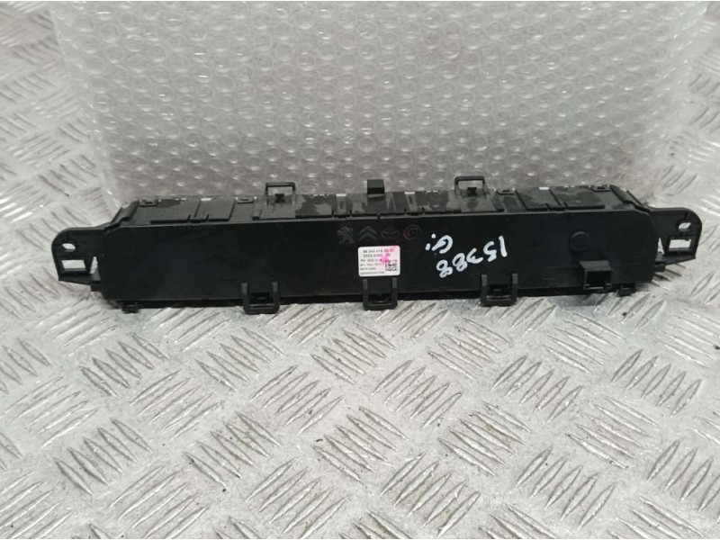 Recambio de mando calefaccion / aire acondicionado para toyota proace furgon referencia OEM IAM 98340416ZD 35250502 