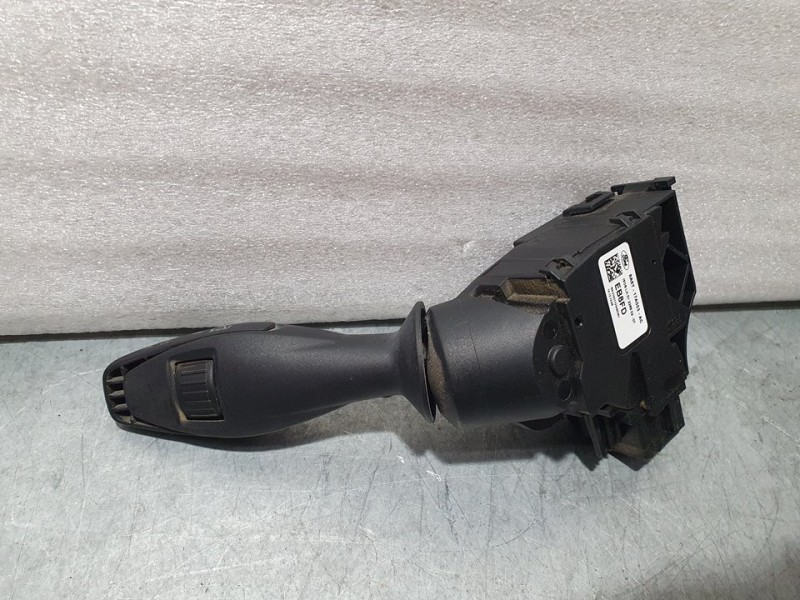 Recambio de mando limpia para ford fiesta (ccn) trend referencia OEM IAM 8A6T17A553AC  