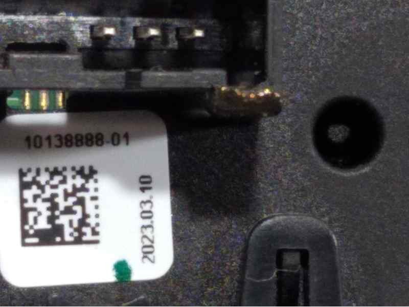 Recambio de mando limpia para mg zs 1.5 vti referencia OEM IAM 1013888801  