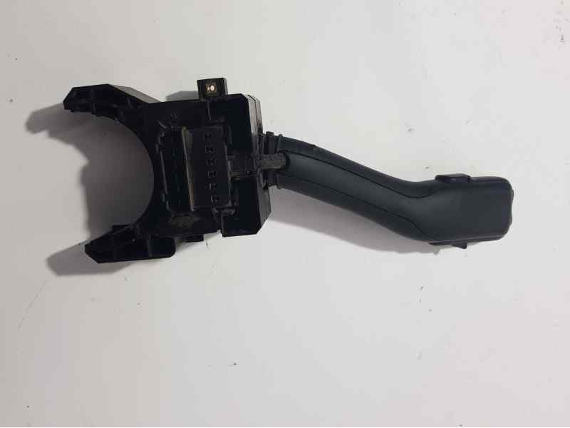 Recambio de mando limpia para volkswagen golf iv berlina (1j1) básico referencia OEM IAM 4B0953503H CZK0301202032 