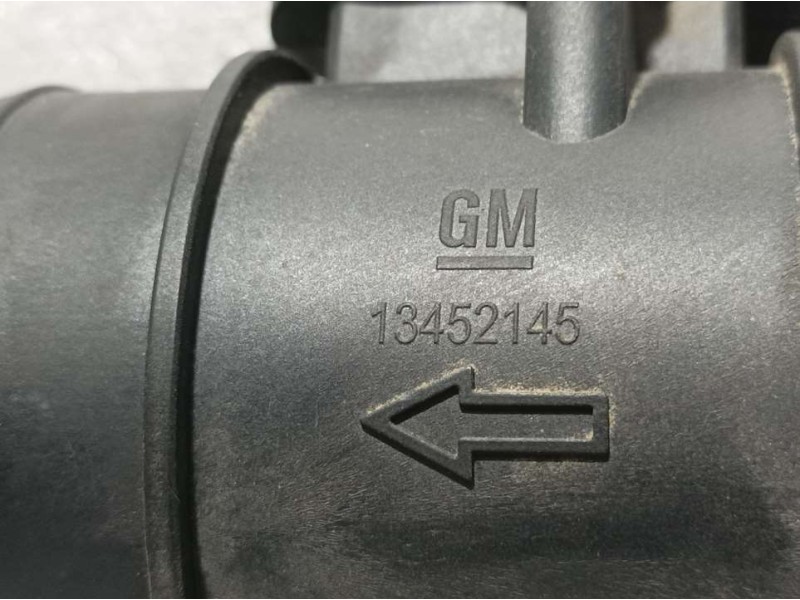 Recambio de caudalimetro para opel corsa e selective referencia OEM IAM 13452145  