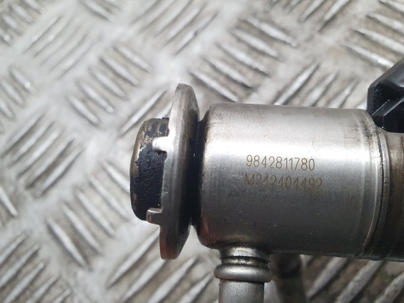 Recambio de inyector adblue para citroën berlingo feel m 5p referencia OEM IAM 9842811780 A3C00216200 