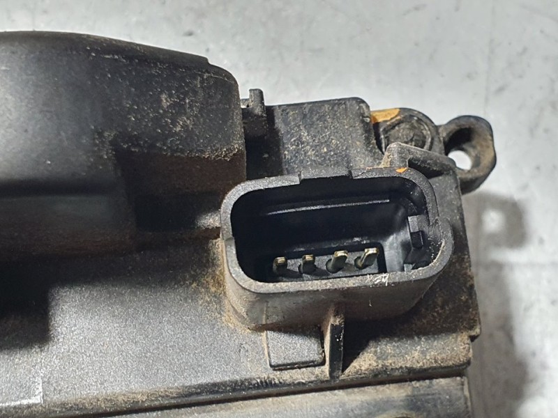 Recambio de cerradura puerta delantera derecha para renault clio iii authentique referencia OEM IAM SIN REF  4 PINES