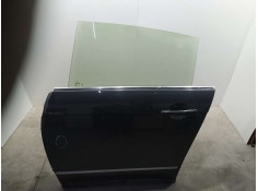 PUERTA TRASERA IZQUIERDA TOCADA