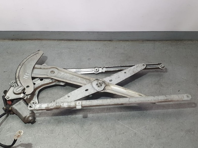 Recambio de elevalunas delantero derecho para toyota previa (r30) 2.4 executive referencia OEM IAM 8571044010 0621007853 DENSO E