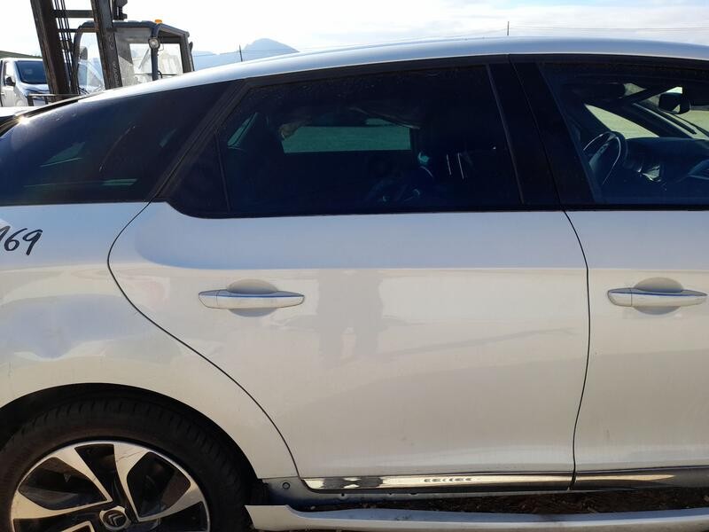 Recambio de puerta trasera derecha para citroën ds5 2.0 hdi 165 referencia OEM IAM 9667051280  