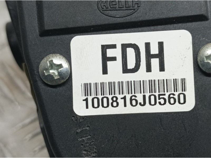 Recambio de potenciometro pedal para kia pro_cee´d drive referencia OEM IAM 100816J0560  
