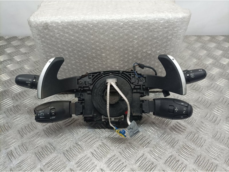 Recambio de mando luces y limpia para peugeot 308 active referencia OEM IAM 96643943XT DELPHI FALTA BOTON CONTROL VELOCIDAD