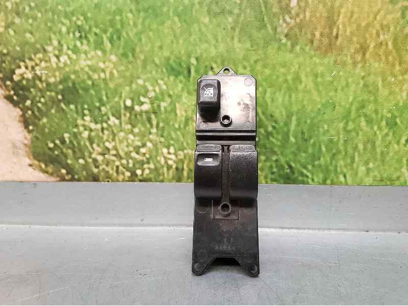Recambio de mando elevalunas delantero izquierdo para mitsubishi colt berlina 3 (cz) 1.1 inform referencia OEM IAM MR587959 C8DD
