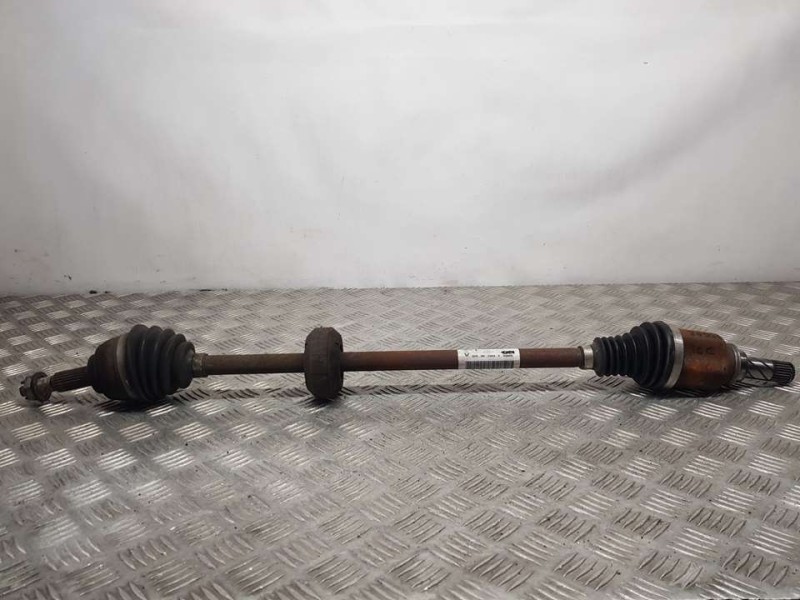 Recambio de transmision delantera derecha para dacia sandero stepway comfort referencia OEM IAM 391007857R  