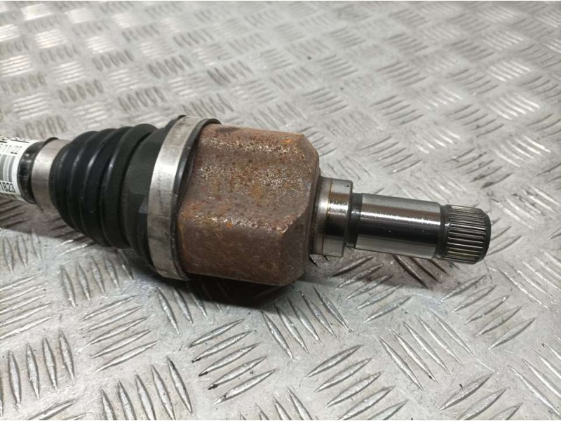 Recambio de transmision delantera izquierda para toyota proace furgon referencia OEM IAM 9839520980  