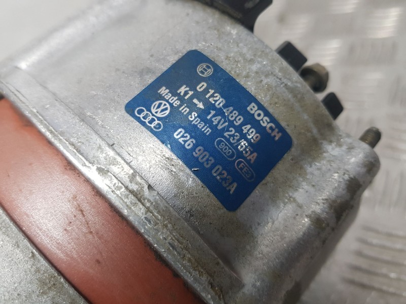 Recambio de alternador para seat toledo i (1l2) 1.8 i referencia OEM IAM 026903023A BOSCH 0120489499
