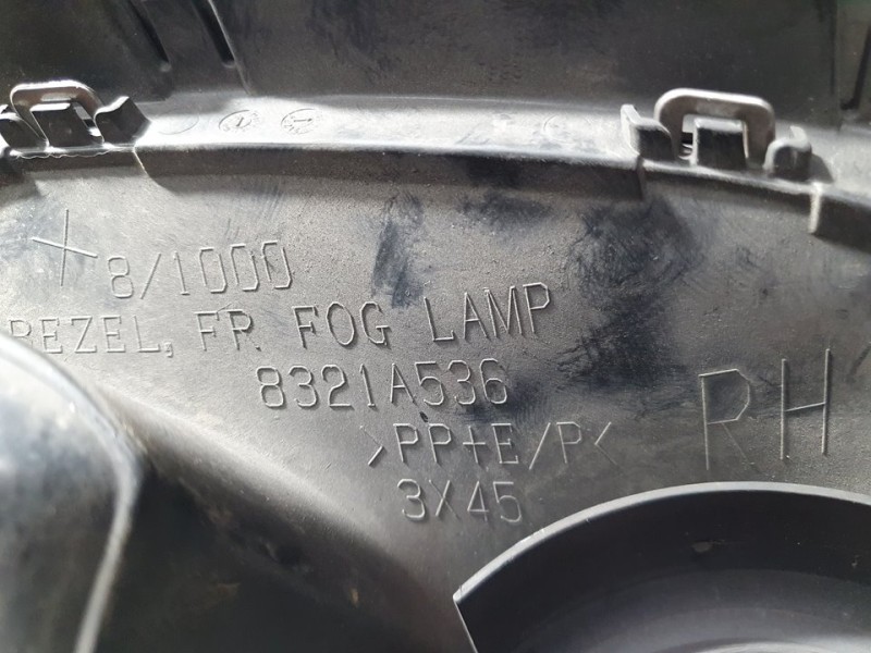 Recambio de tapa antiniebla para mitsubishi asx (ga0w) challenge 2wd referencia OEM IAM 8321A536  