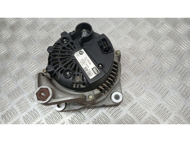 Recambio de alternador para bmw 5 (e39) 525 d referencia OEM IAM 7792092 VALEO 2542812S