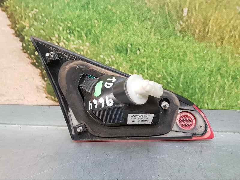 Recambio de piloto trasero derecho para mitsubishi colt berlina 3 (cz) 1.1 inform referencia OEM IAM 8336A029 TOCADO VER FOTOS I
