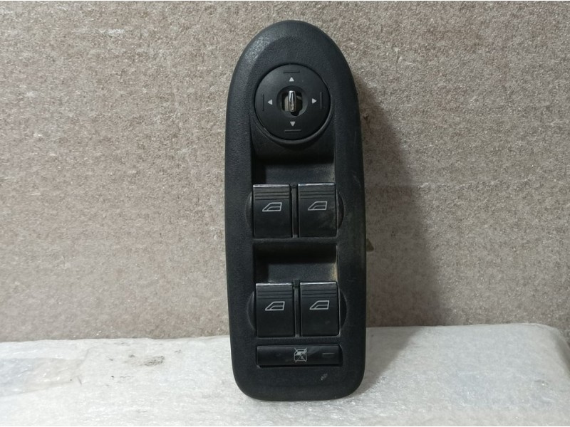 Recambio de mando elevalunas delantero izquierdo para ford kuga (cbv) trend referencia OEM IAM 8M5T14A132AC  