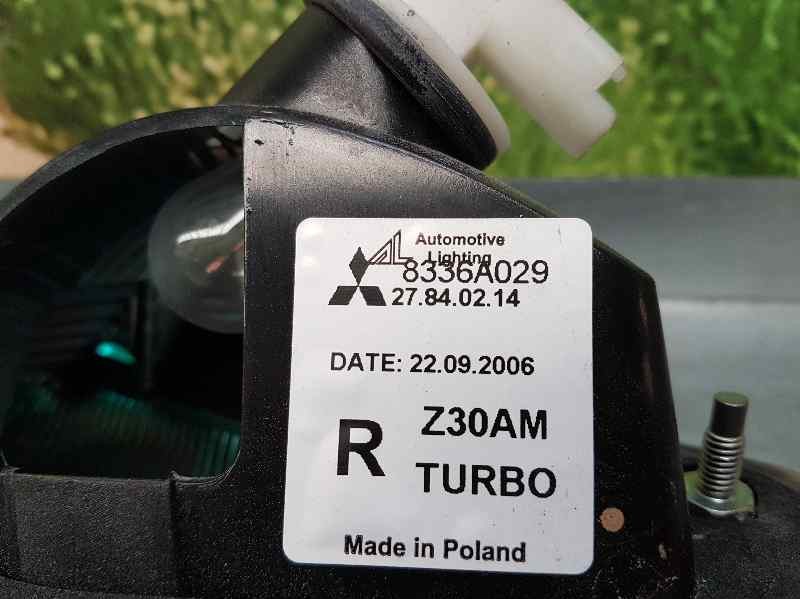 Recambio de piloto trasero derecho para mitsubishi colt berlina 3 (cz) 1.1 inform referencia OEM IAM 8336A029 TOCADO VER FOTOS I