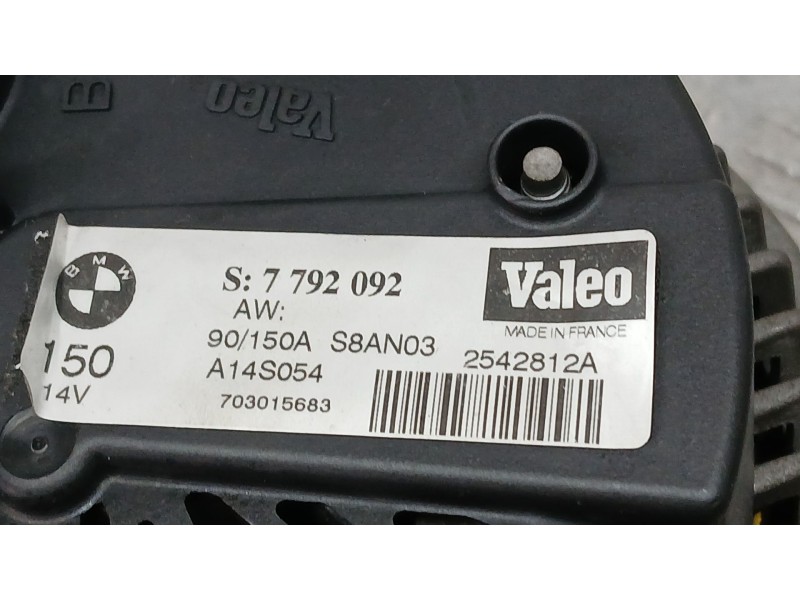 Recambio de alternador para bmw 5 (e39) 525 d referencia OEM IAM 7792092 VALEO 2542812S
