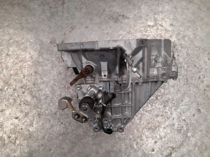 Recambio de caja cambios para toyota yaris active referencia OEM IAM 20TT06 3626 5VELOCIDADES