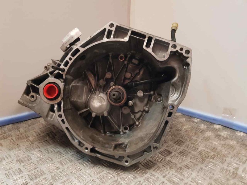 Recambio de caja cambios para renault clio iv zen referencia OEM IAM TL4094 B000212 6VELOCIDADES