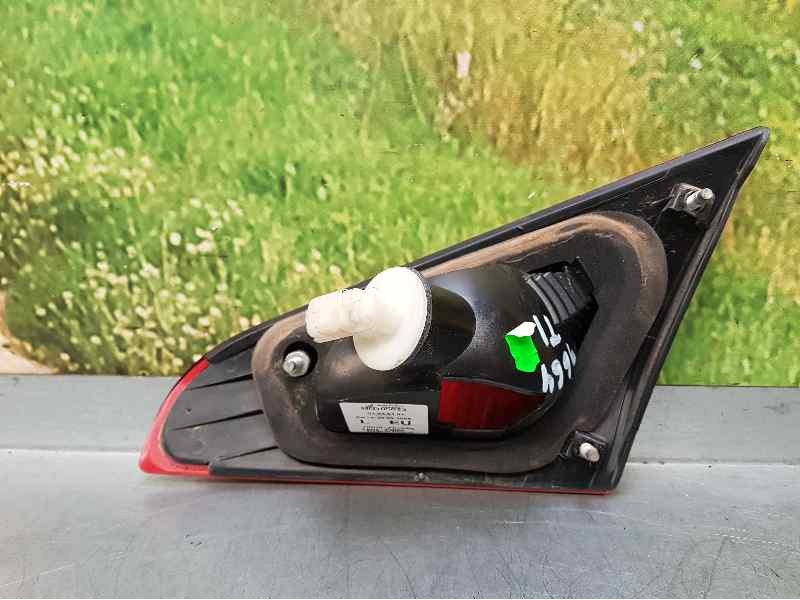 Recambio de piloto trasero izquierdo para mitsubishi colt berlina 3 (cz) 1.1 inform referencia OEM IAM MN105623  INTERIOR